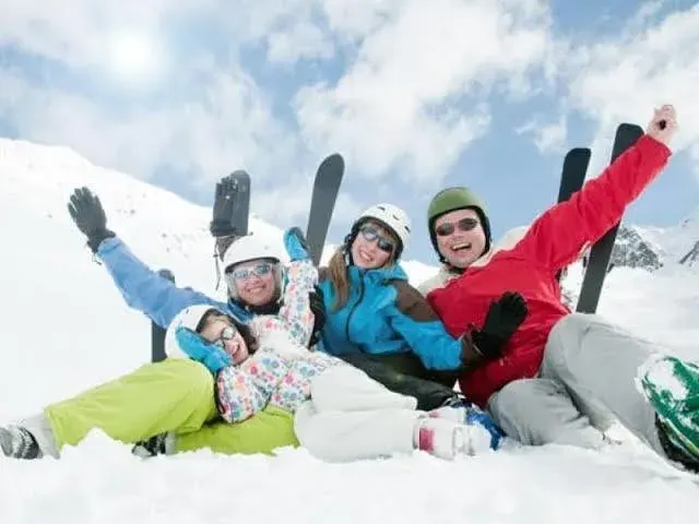 Best Kashmir Family Tour Package